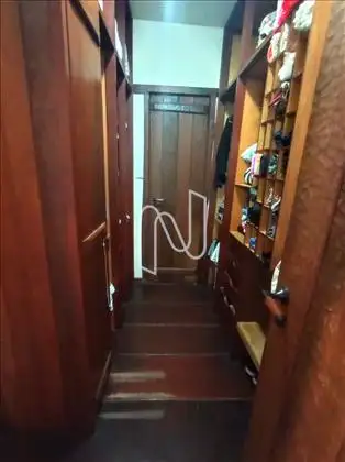  Closet