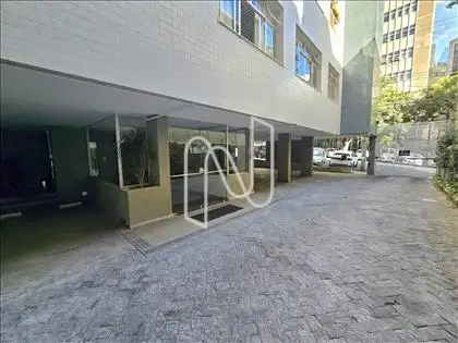 Vaga de Garagem e hall