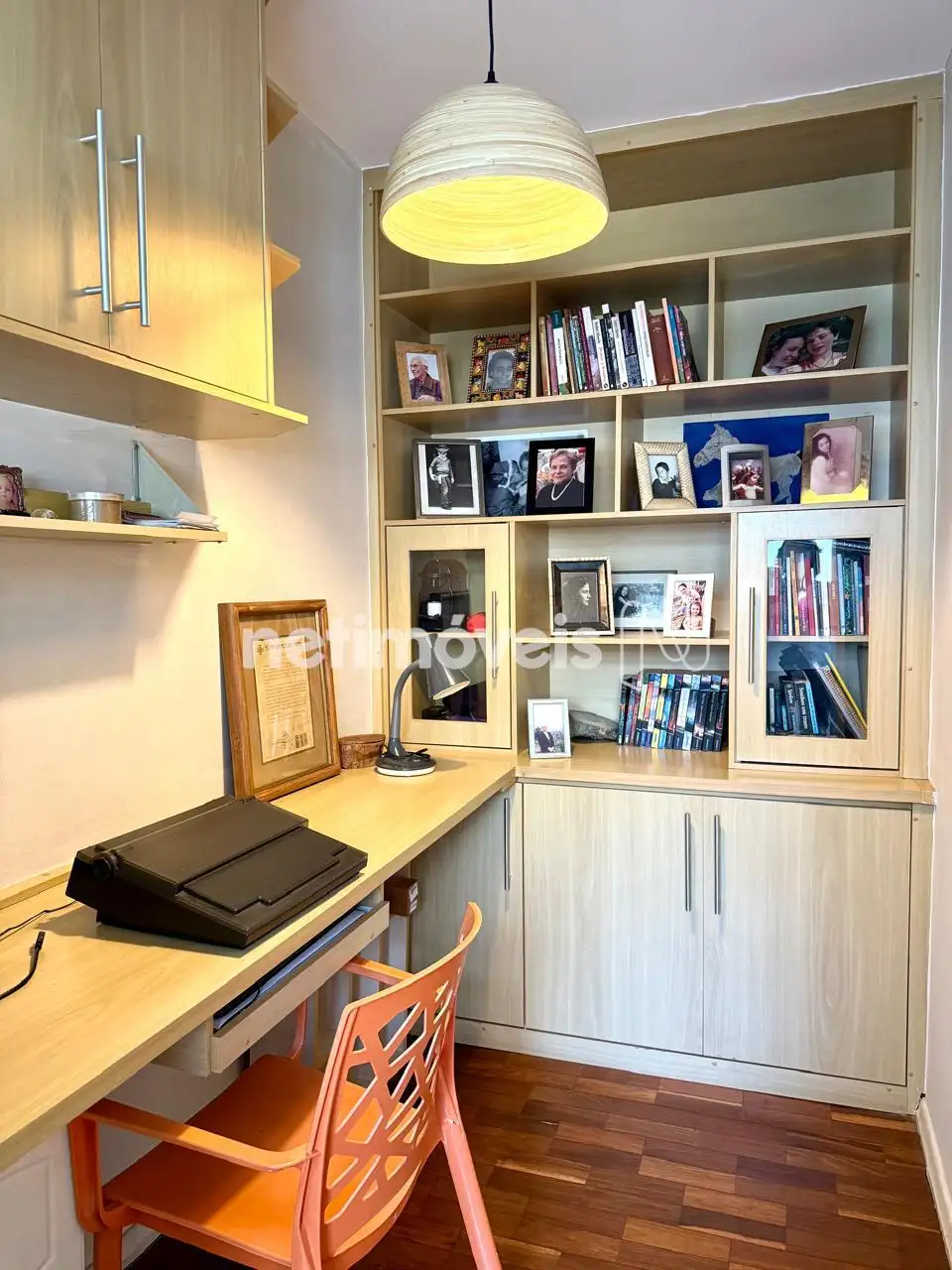 Quarto de serviço (escritório)