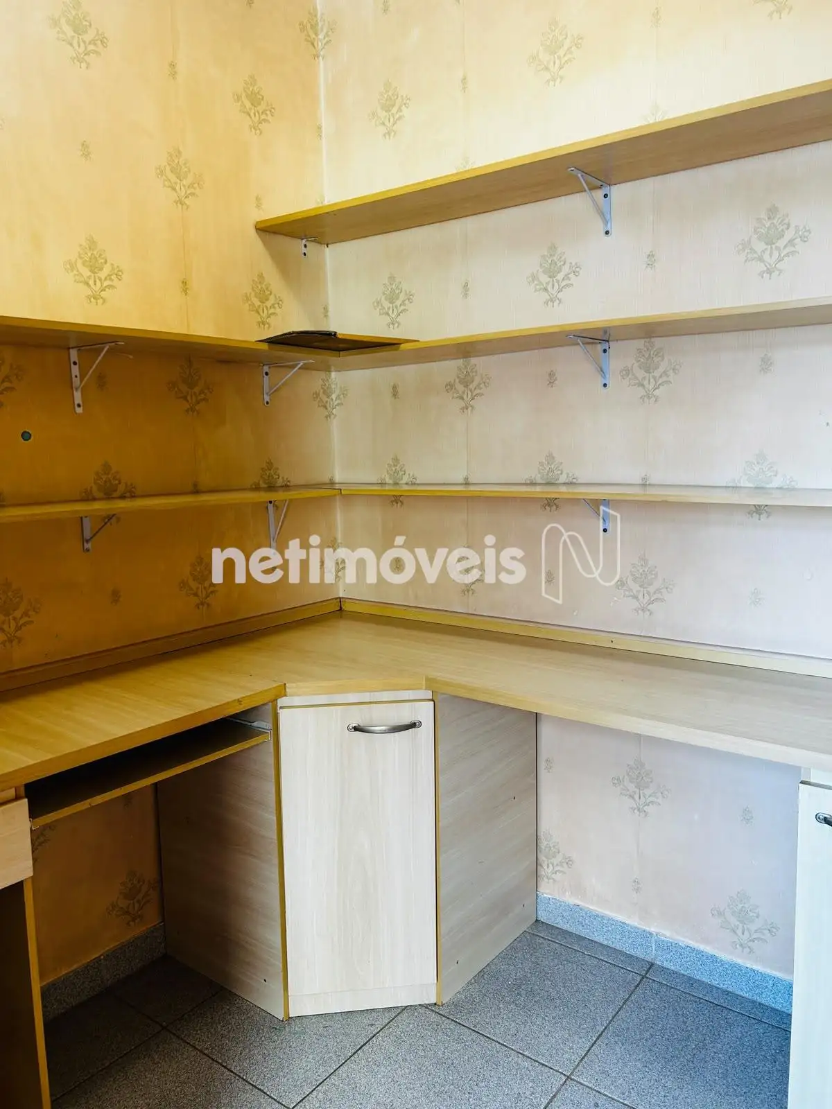 quarto de serviço