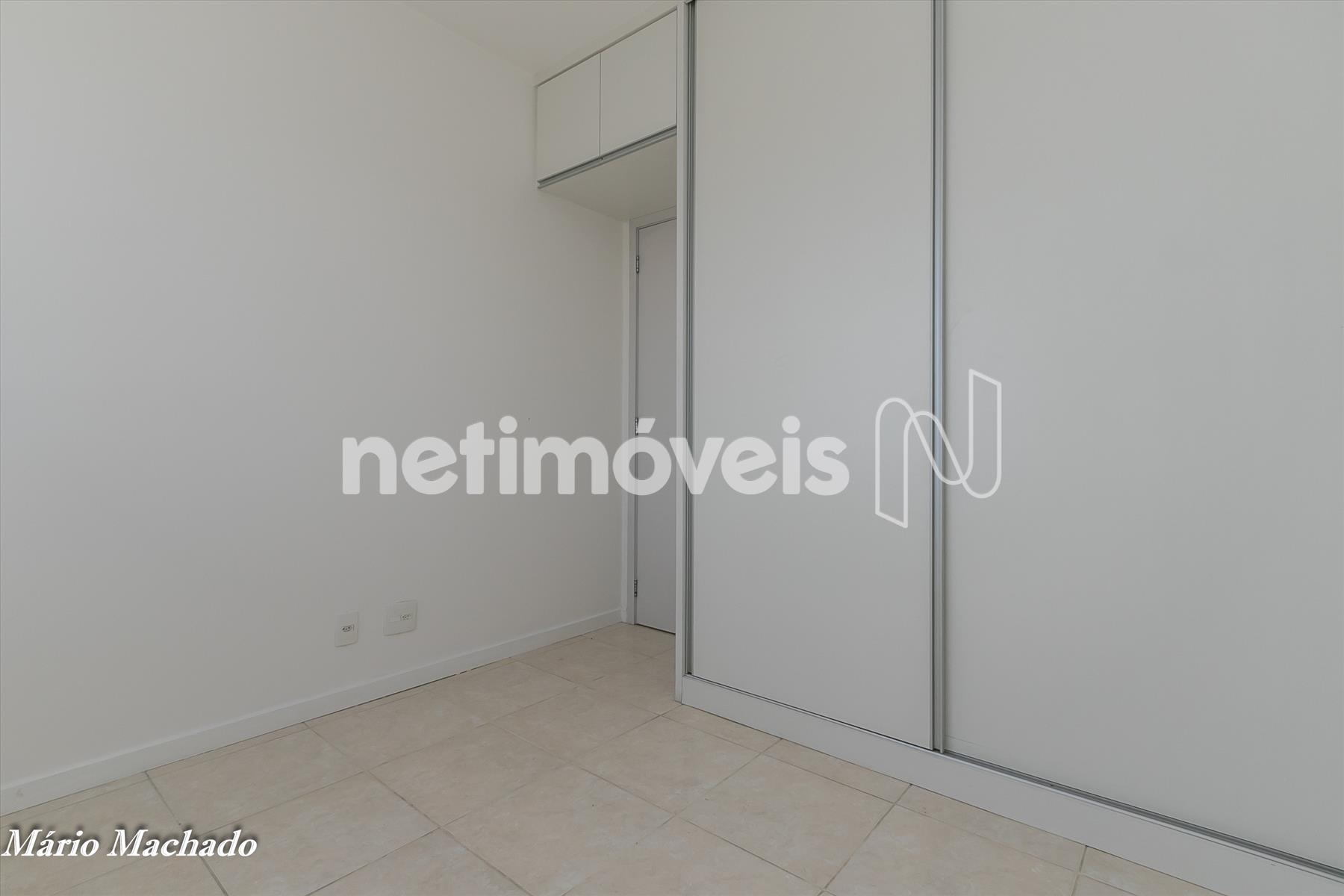 Quarto 1 outro ângulo