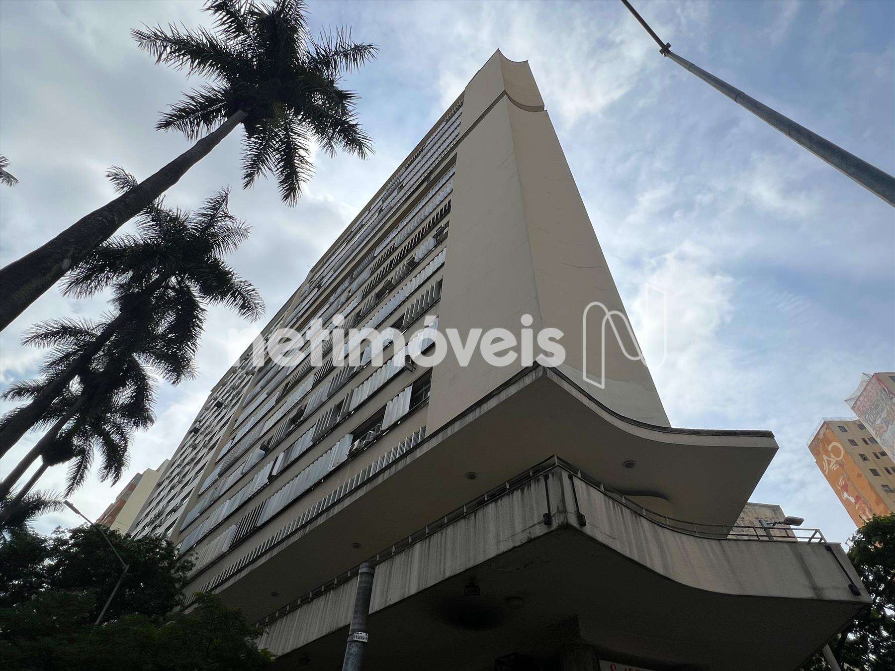 Fachada esquina ângulo 3