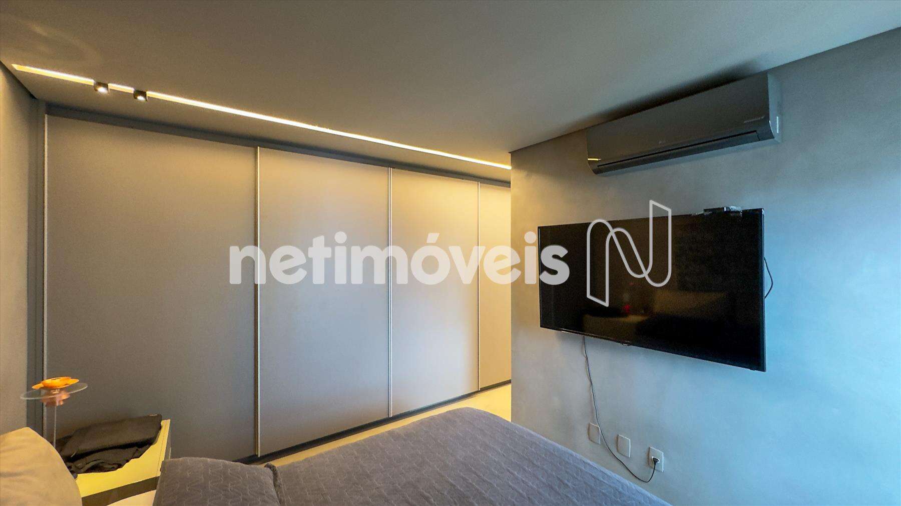 Quarto com ar condicionado
