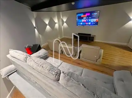Sala de cinema ângulo 2