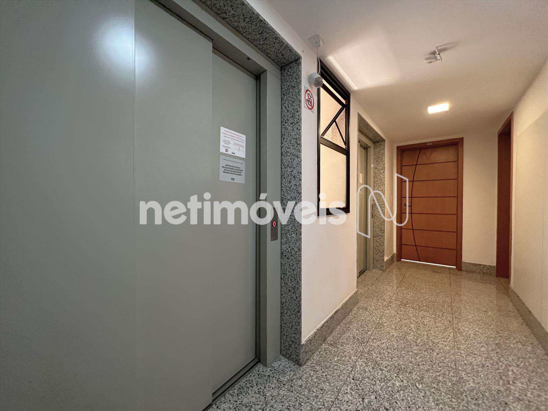 Hall do pavimento