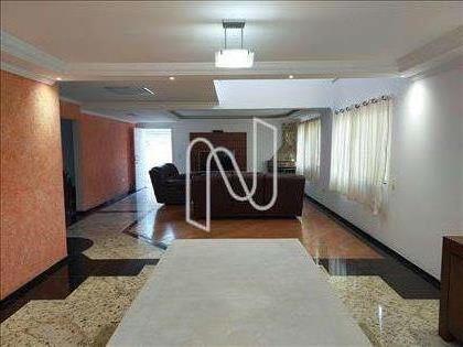 Sala com lareira