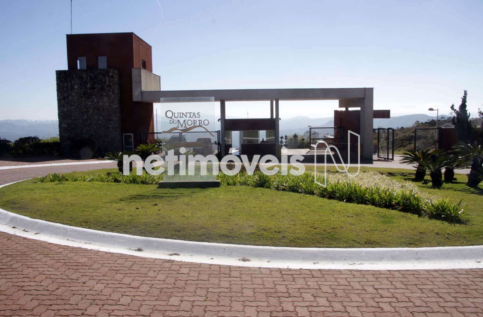 Entrada do condomínio.