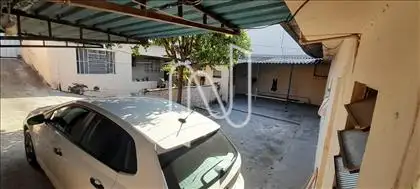 barracões 