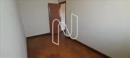 outro ângulo do quarto