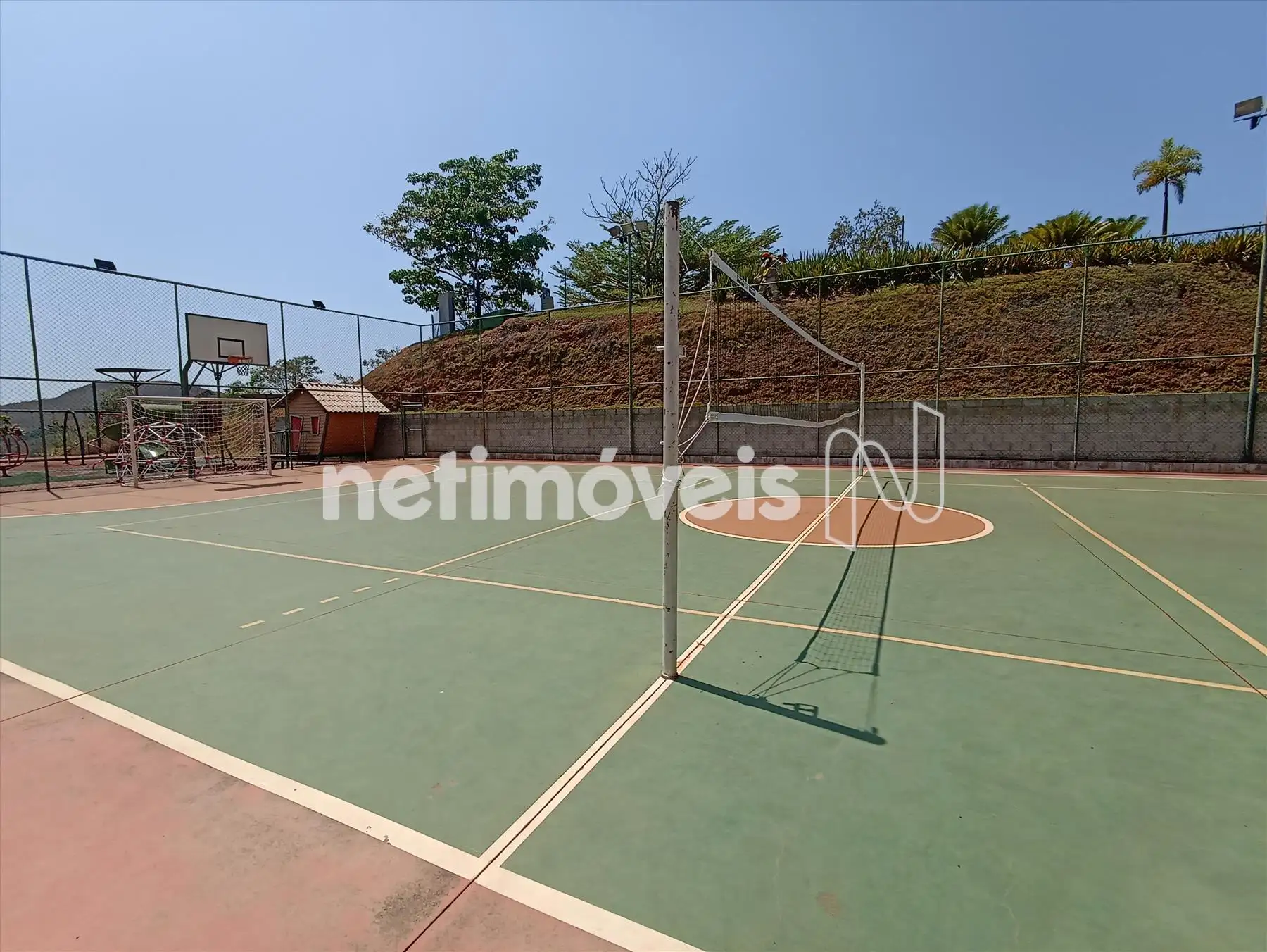 Quadra poliesportiva