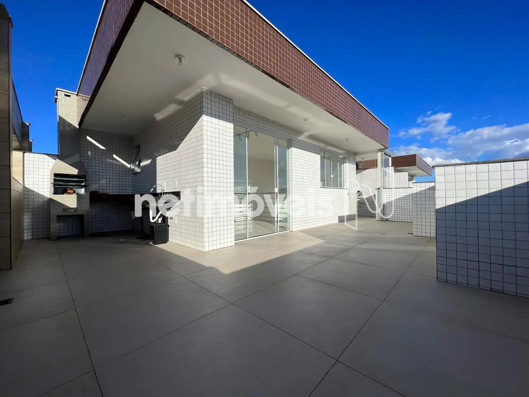 Terraço 2º pavimento ângulo 1