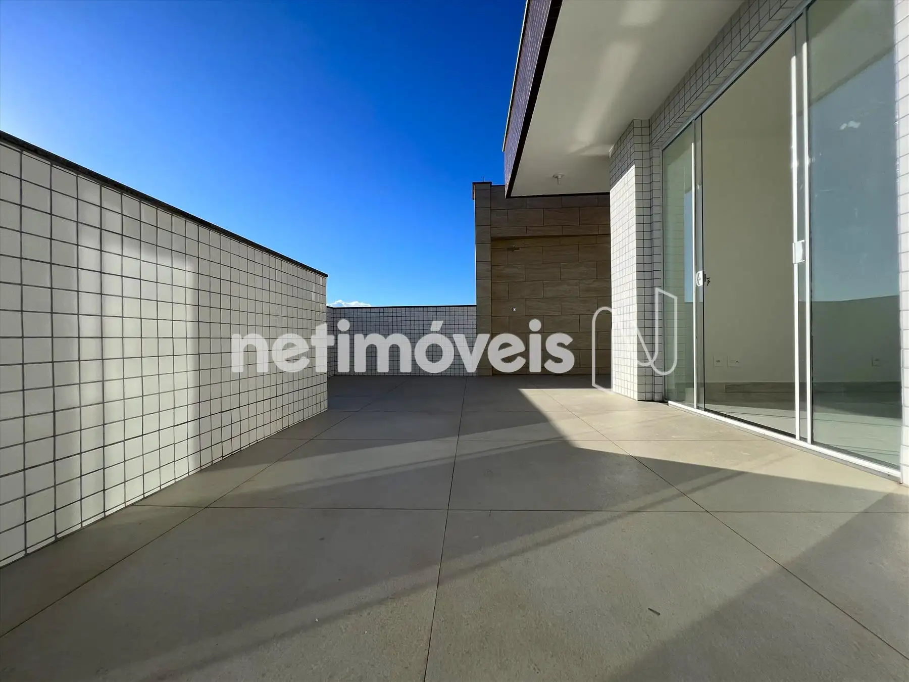 Terraço 2º pavimento ângulo 3