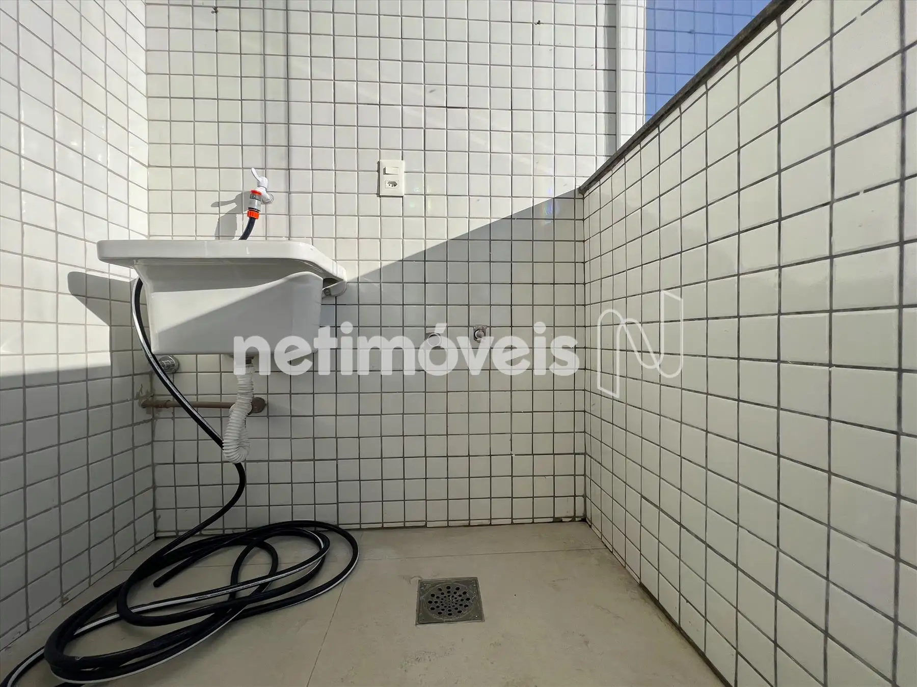 Área de serviço 2º pavimento ângulo 2