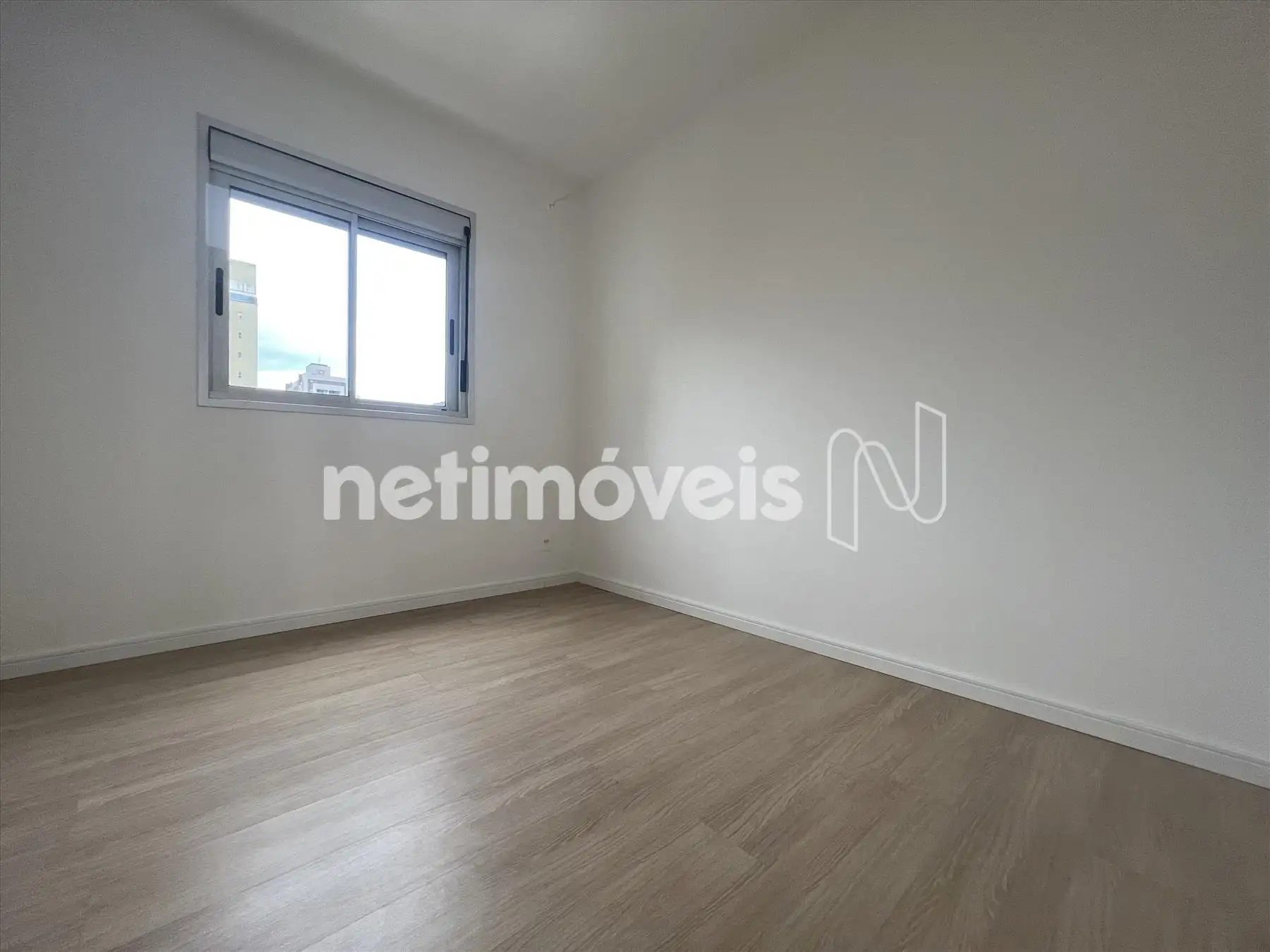 Quarto 2º pavimento ângulo 1