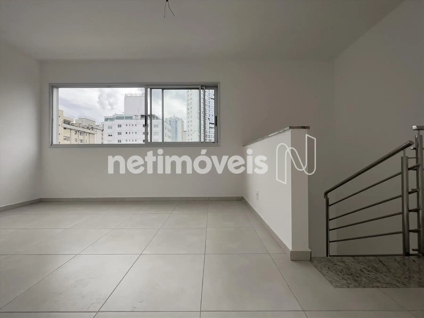 Sala 2º pavimento ângulo3