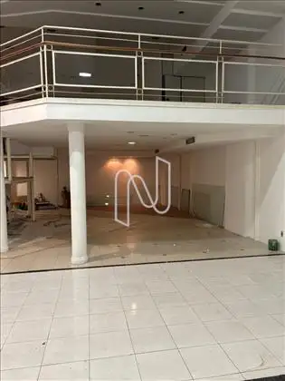 Vista de dentro da entrada