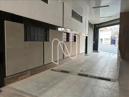 Entrada para as duas lojas  