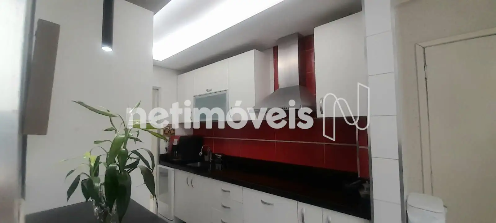 Outro ângulo da cozinha