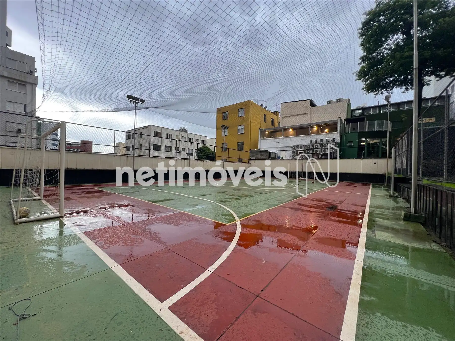 Quadra poliesportiva