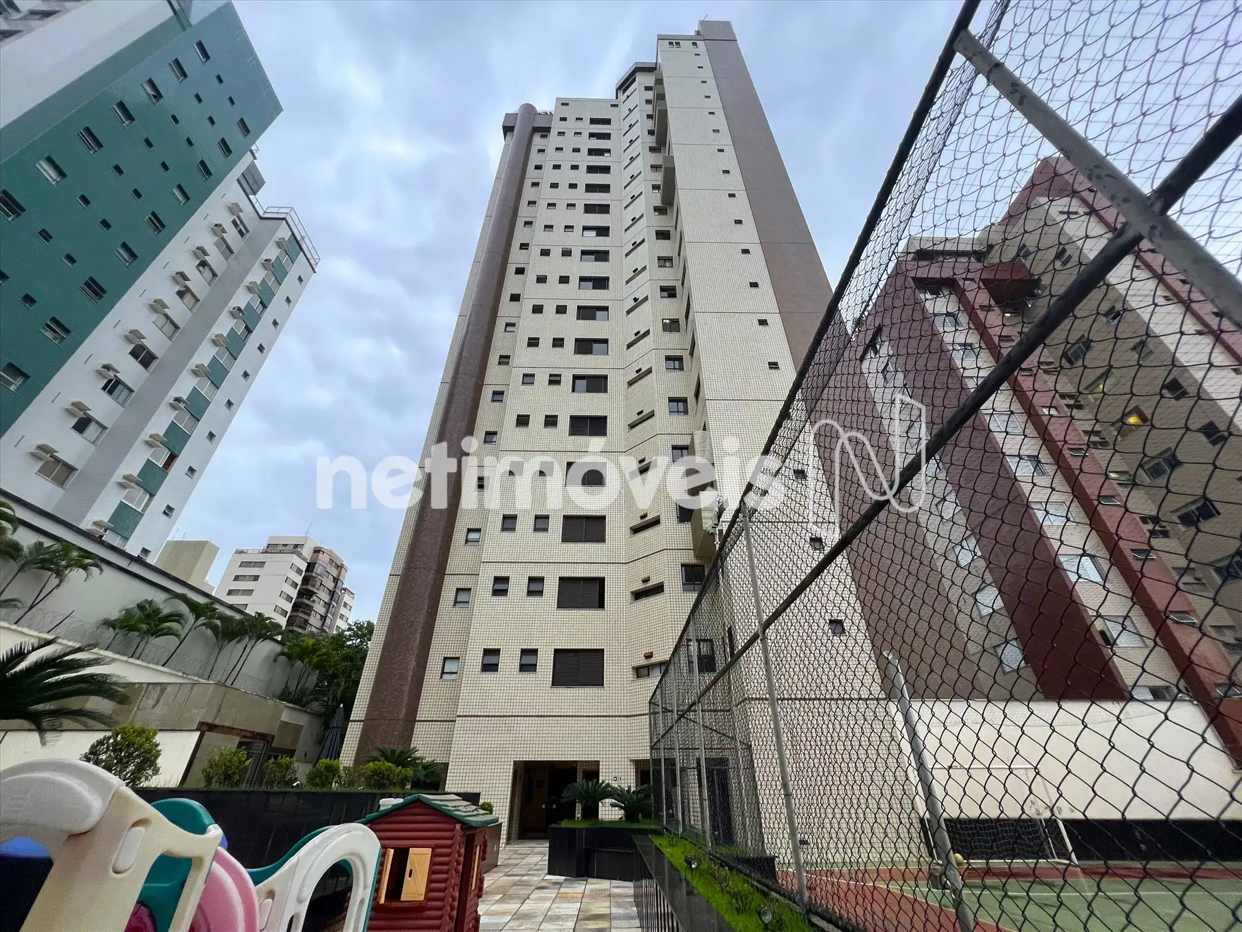 Fachada fundos ângulo 2