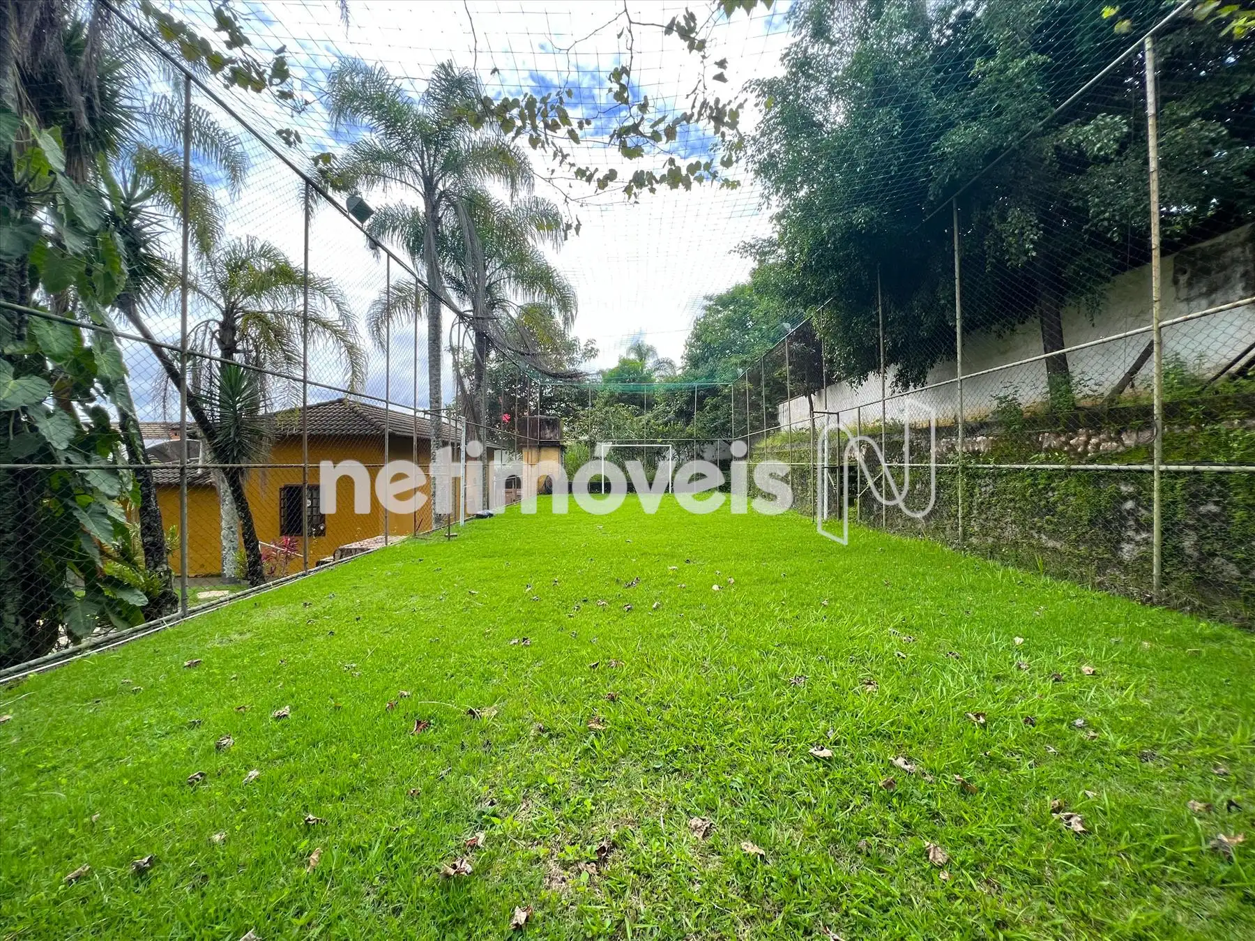 Campo de futebol ângulo 1