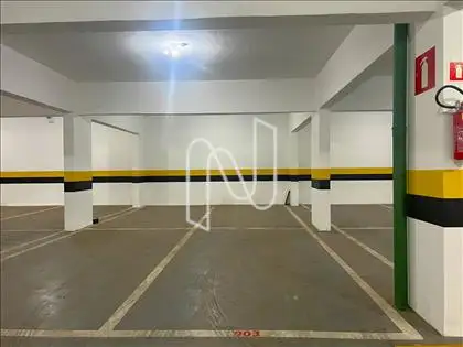 2 vagas em linha