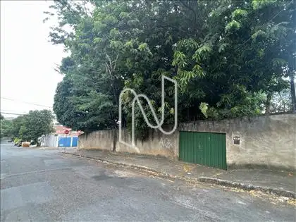 Frente Rua Maestro Francisco Flores ângulo 2