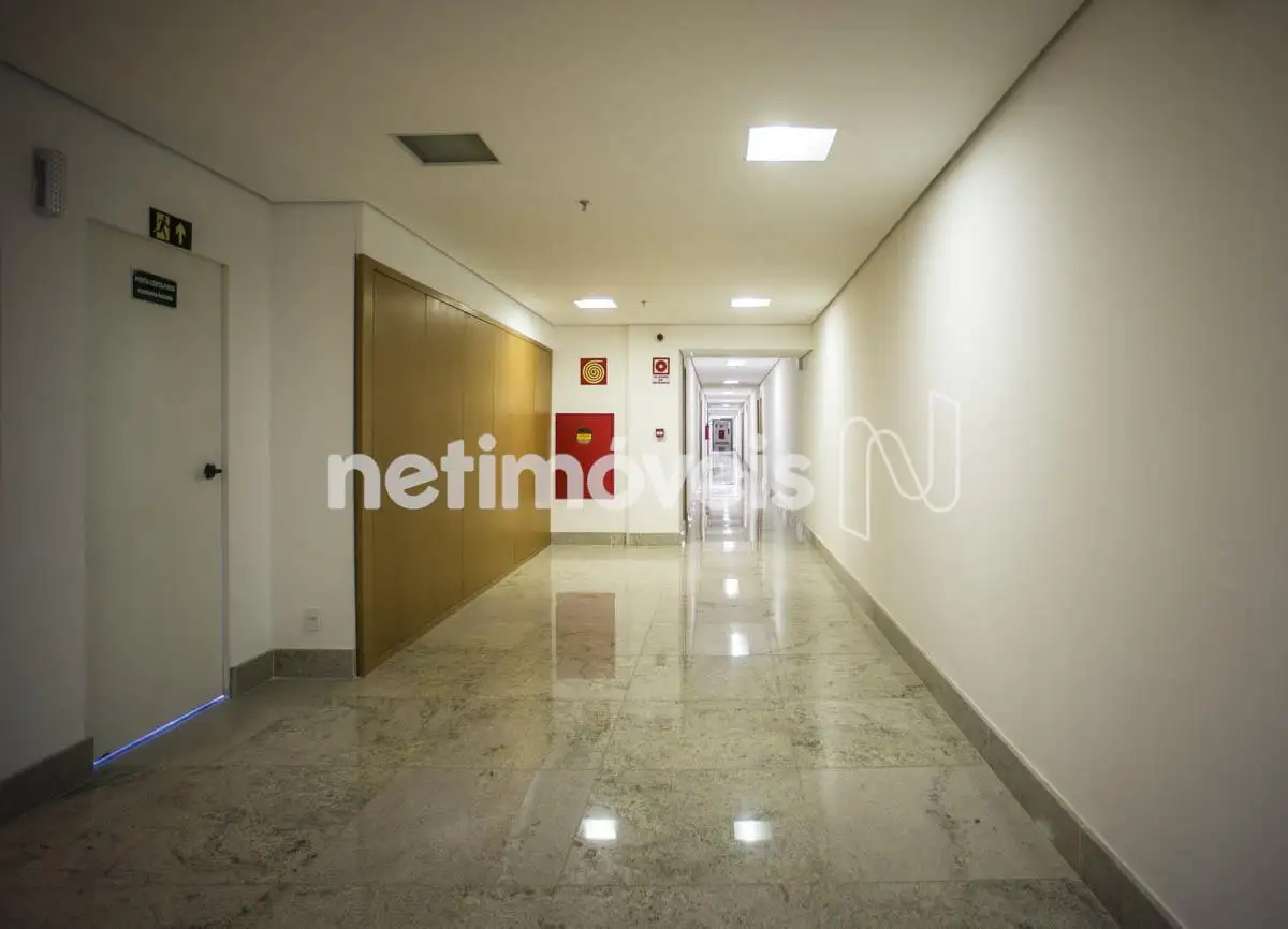  Hall do pavimento ângulo 2