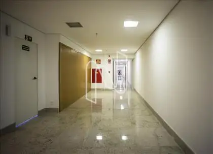   Hall do pavimento ângulo 2