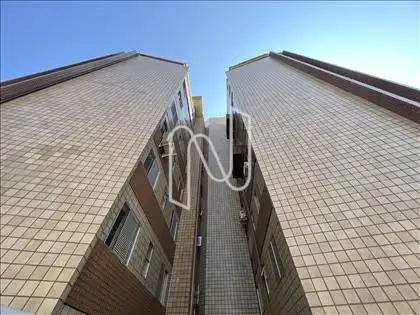 Fachada ângulo 5