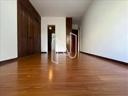 Suíte ângulo 1