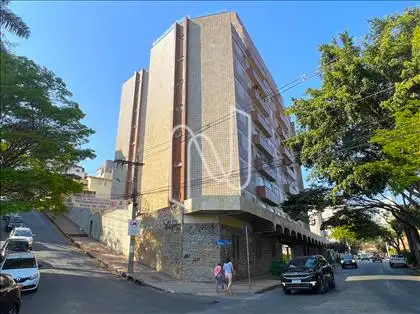 Fachada ângulo 2