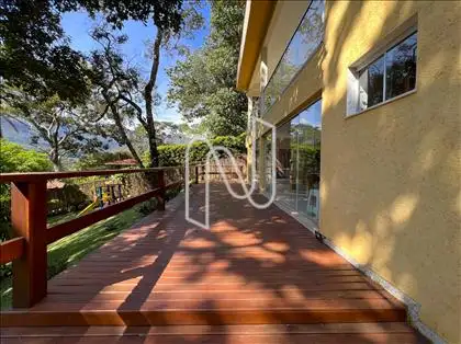 Deck pavimento inferior ângulo 1