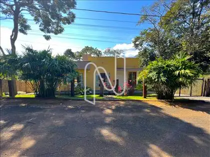 Fachada frontal ângulo 4
