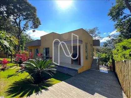 Fachada frontal ângulo 1