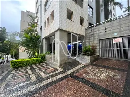 Acessos de garagem e social