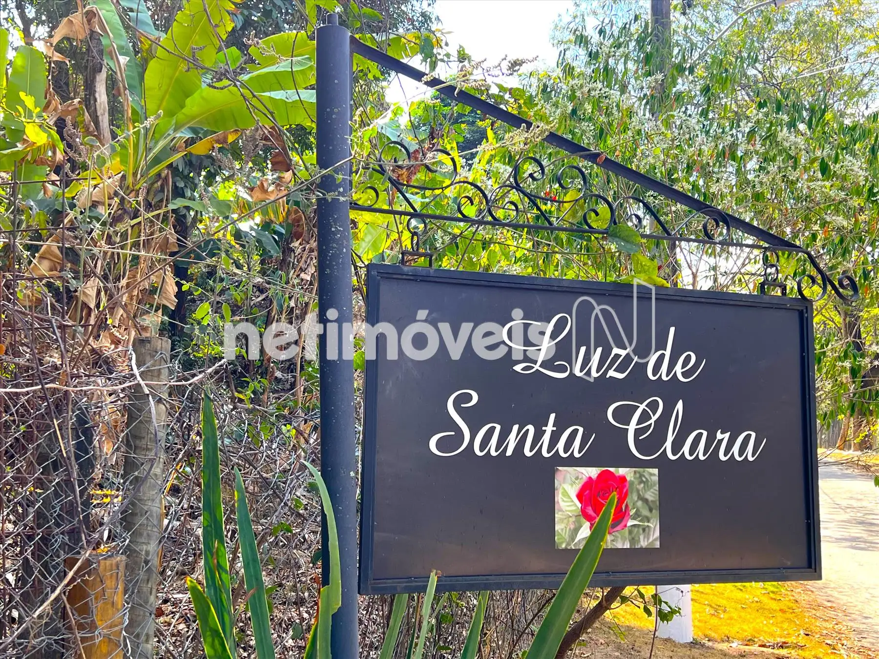 Placa do Sítio Luz de Santa Clara