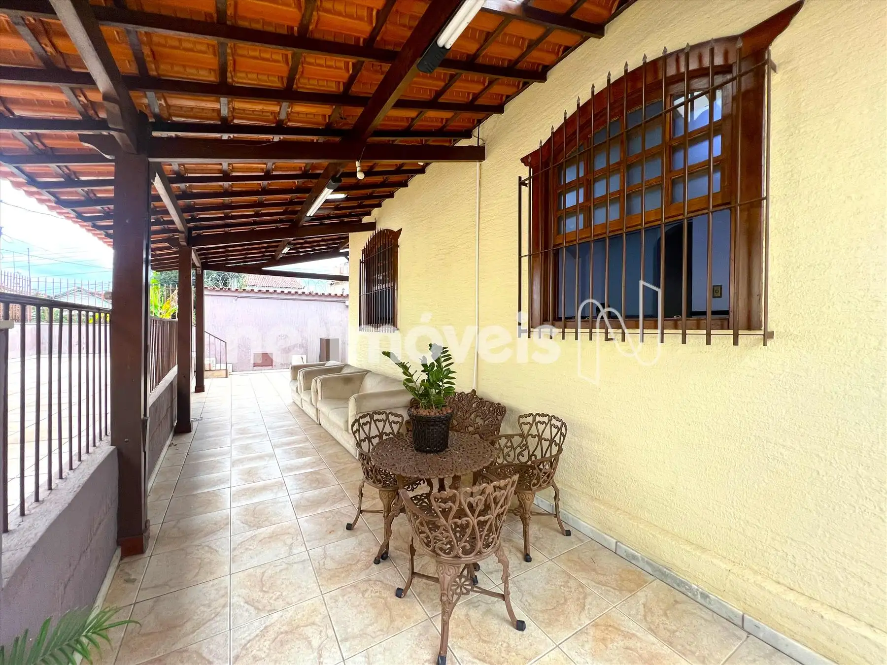 Varanda lateral ângulo 2