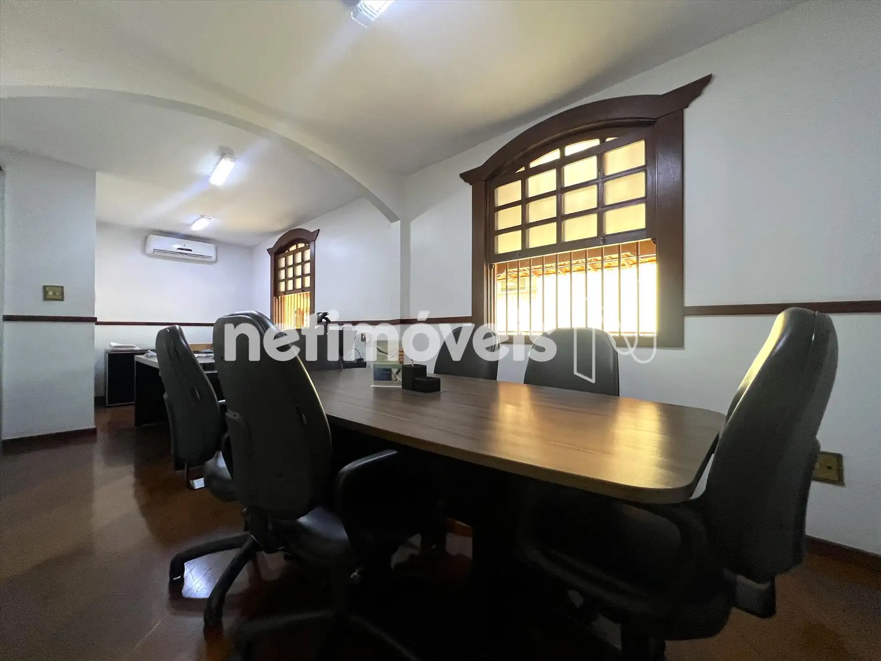2ª sala da ala comercial ângulo 1