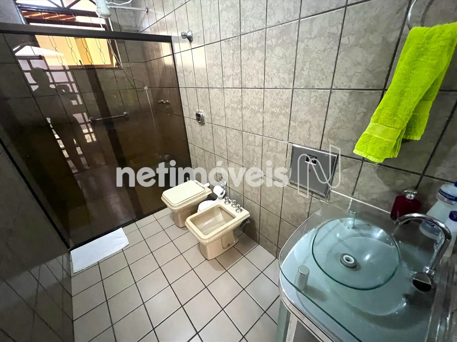 Banho social da parte residencial