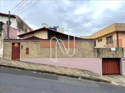 Fachada ângulo 2