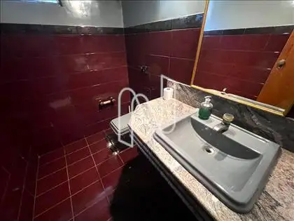 Lavabo da ala comercial 