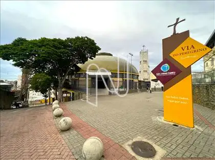  A 1 quadra da Igreja de são Judas Tadeu
