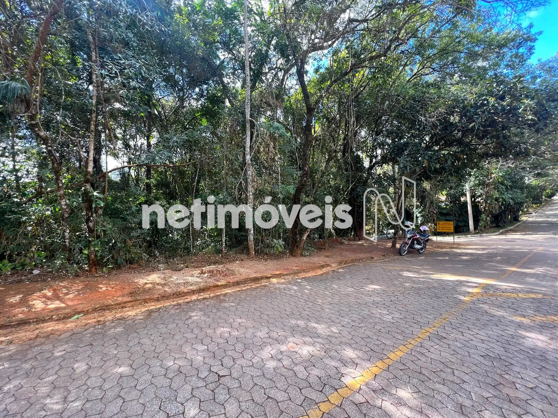 Alameda das Aroeiras ângulo 4