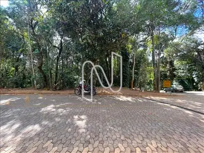 Alameda das Aroeiras ângulo 1