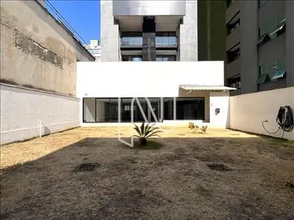 Jardim nos fundos 