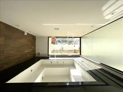  Jacuzzi ângulo 2