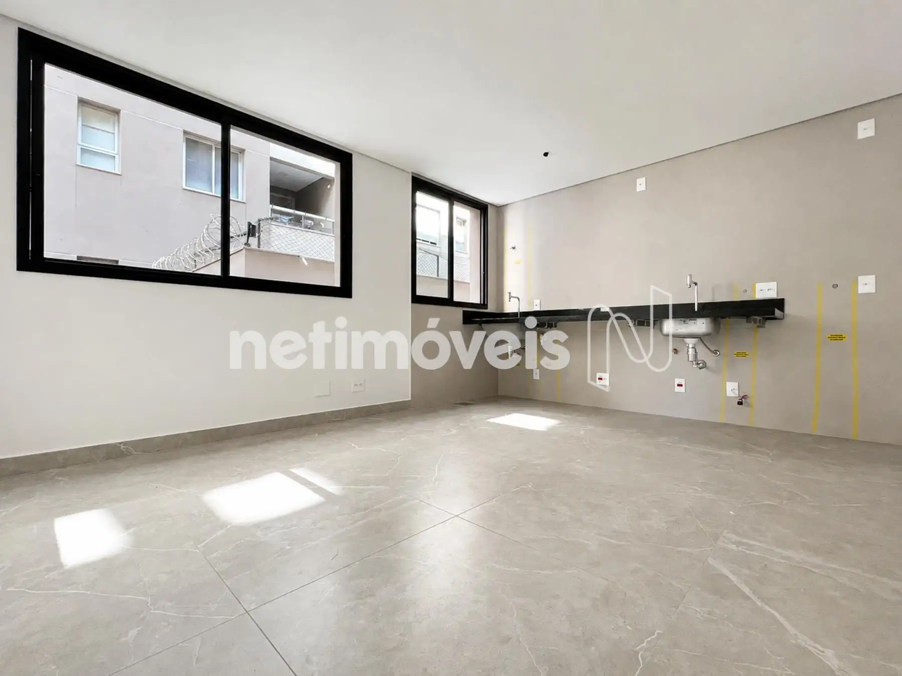 Cozinha e sala ângulo 2