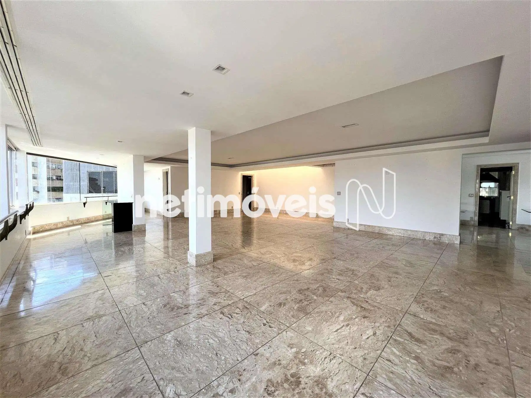 Sala de estar ângulo 4