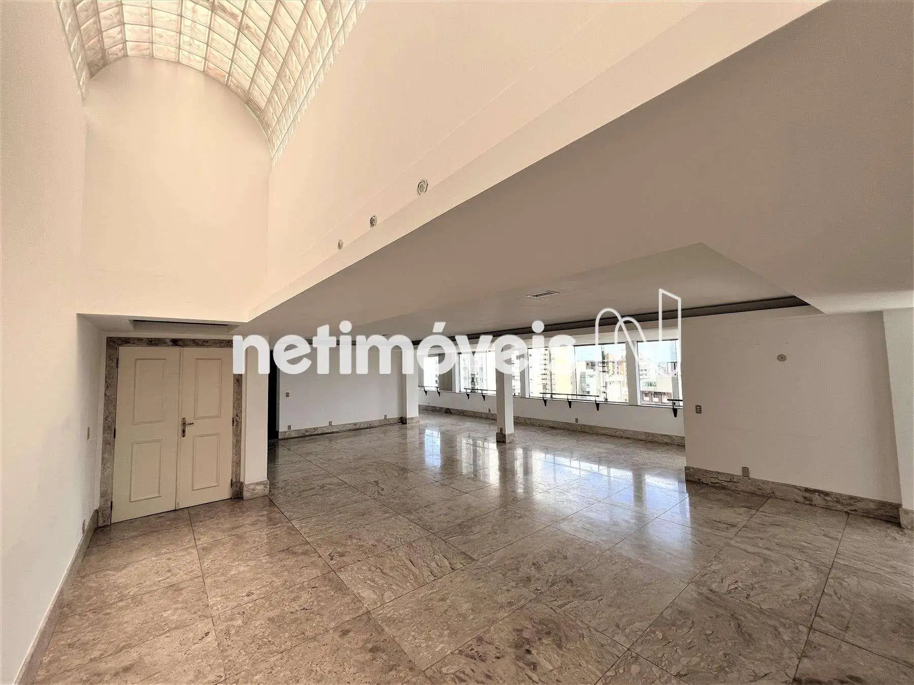 Sala de estar ângulo 1